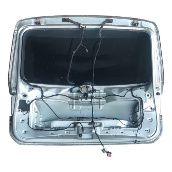 Tampa Traseira Porta Malas Vw Touareg 2011(detalhe)