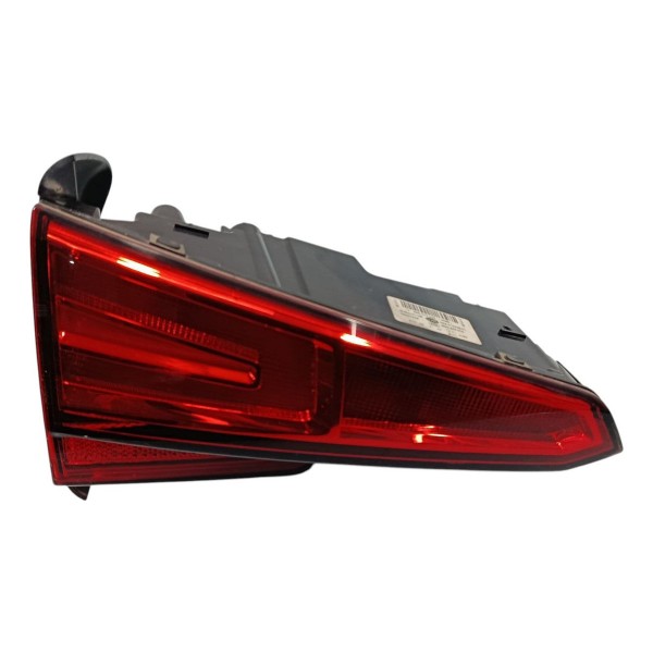Lanterna Traseira Esquerda Mala Audi A4 B9 2019