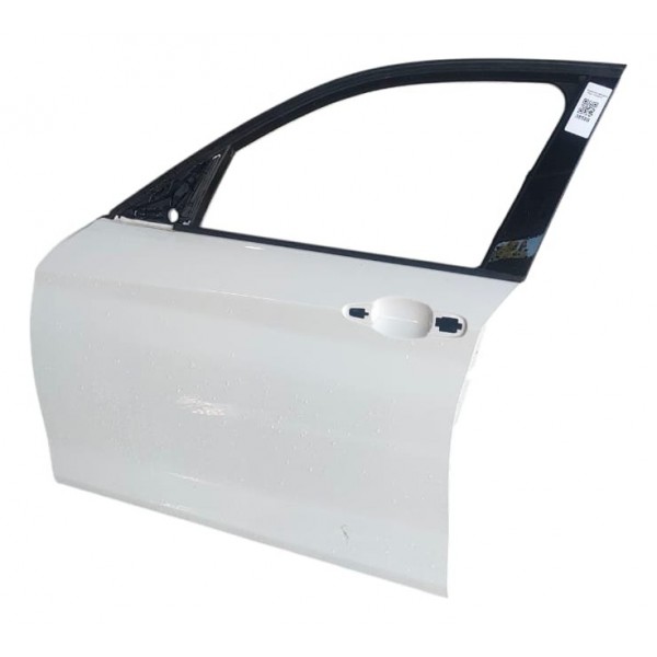 Porta Dianteira Esquerda Bmw 135i 2016 (detalhe)