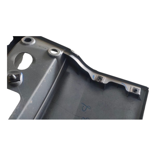 Aplique Tampa Tras Porta Malas Ford Territory 2025 (detalhe)