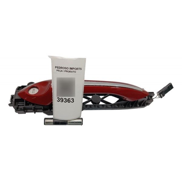 Maçaneta Externa Abertura Diant Esq Chevrolet Tracker 1.2 23 Vermelho Dianteira