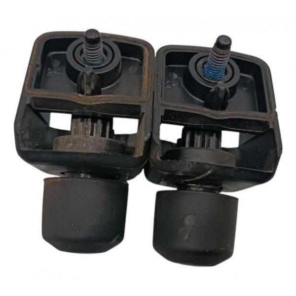 Par Batente Lateral Porta Malas Chevrolet Tracker 1.2 2023