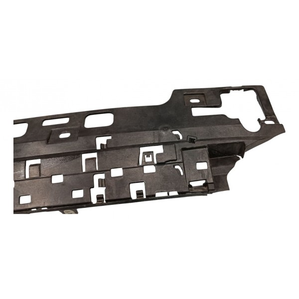 Guia Parachoque Traseiro Central Bmw 320 2021