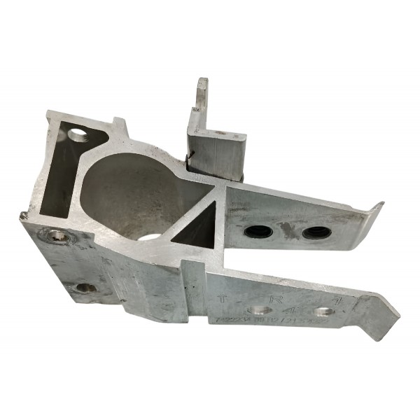 Suporte Radiador Direito Bmw 320 2021