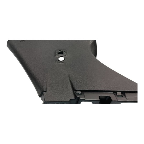 Moldura Coluna Traseira Direita Toyota Sw4 Gr 2024