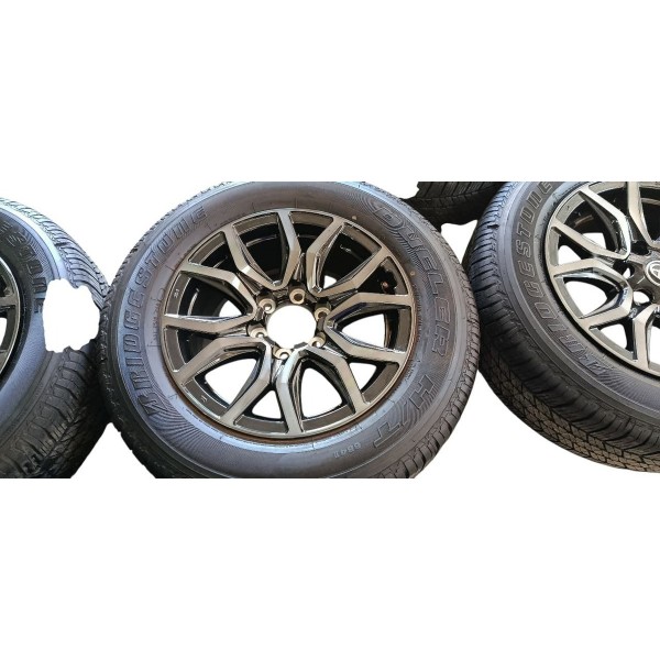 Jogo 5 Rodas Toyota Sw4 Gr 2.8 2024 Preto