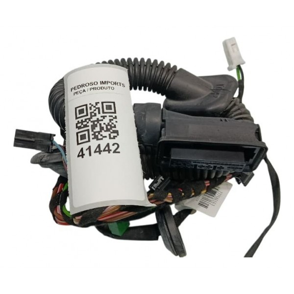 Chicote Porta Traseira Direita Mercedes Glb 200 2021