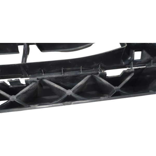 Grade Inferior Audi Q3 2019 (detalhe) Preto Fosco