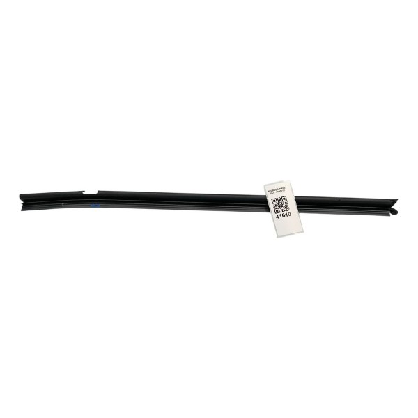 Canaleta Vidro Traseira Direita Mercedes Glb 200 1.3 2021 Preto