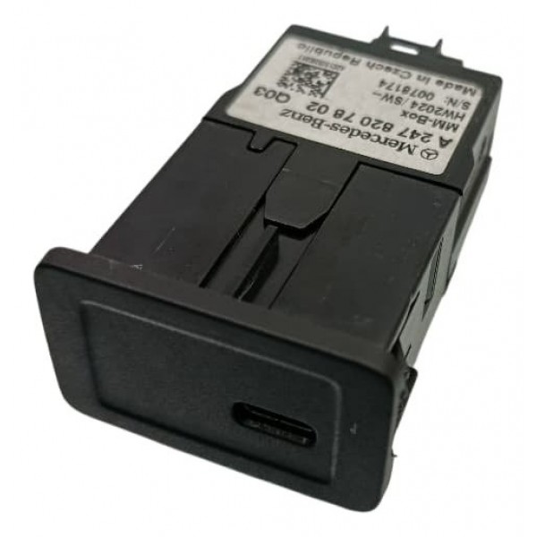 Entrada Tipo C Console Mercedes Glb 200 1.3 2021