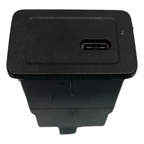 Entrada Tipo C Console Mercedes Glb 200 1.3 2021