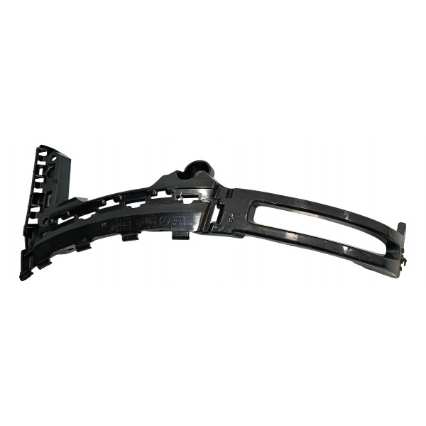Guia Parachoque Traseira Esquerda Mercedes Glb 200 1.3 2021