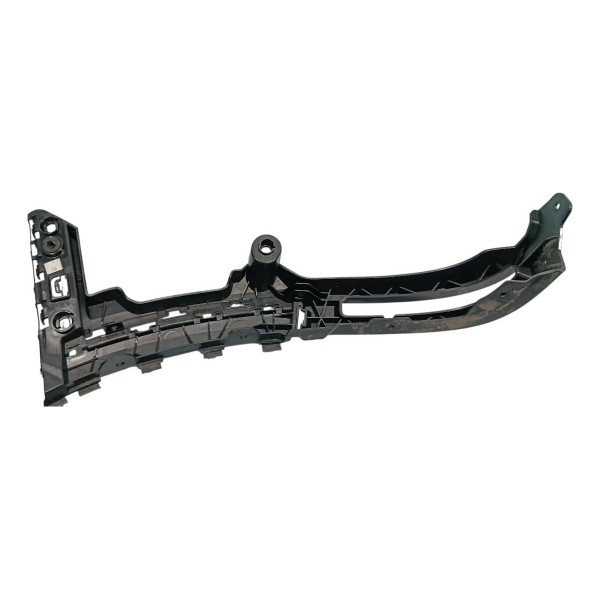 Guia Parachoque Traseira Direita Mercedes Glb 200 1.3 2021