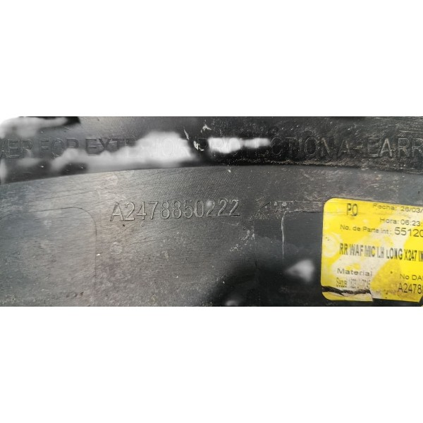 Moldura Paralama Traseiro Direito Mercedes Glb 200 1.3 2021 Preto