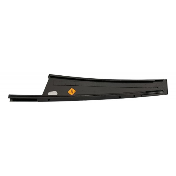 Moldura Coluna Dianteira Esq Black Piano Mercedes C180 2017 Preto