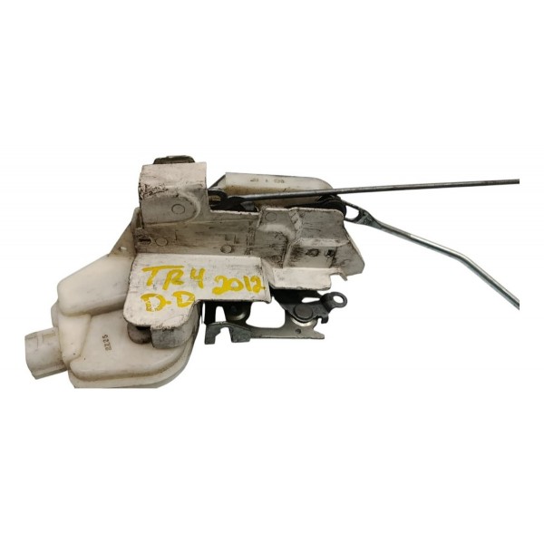 Fechadura Dianteira Direita Mitsubishi Tr4 2012