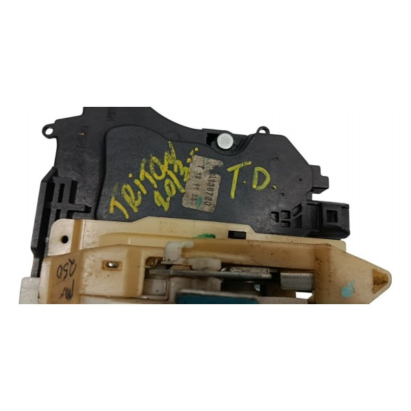 Fechadura Traseira Direita Mitsubishi L200 Triton 2013