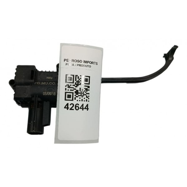 Atuador Portinhola Tanque Combustivel Land Rover Evoque 2018 Preto