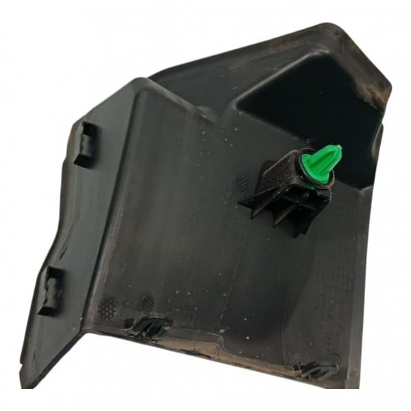 Acabamento Lanterna Direita Byd Song Plus 2023 A 2025 - Direito/passageiro - Preto