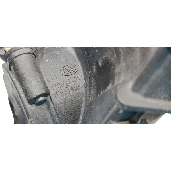 Farol Milha Esquerdo Bmw 320 / 325 2011 Branco