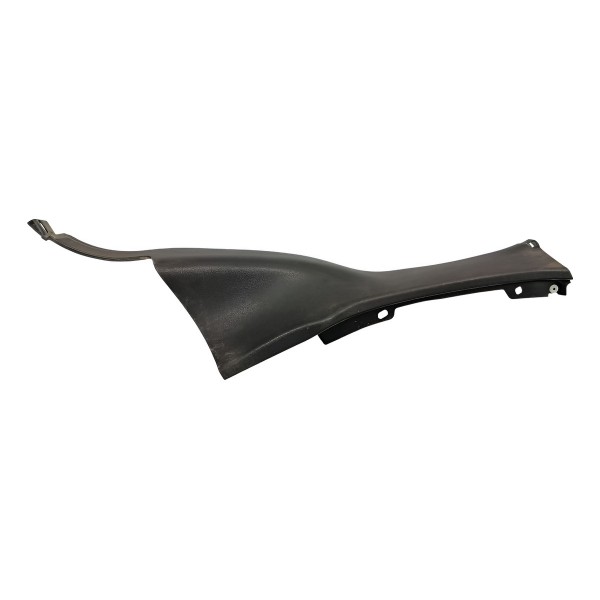 Soleira Banco Traseiro Direito Land Rover Evoque 2018 Preto