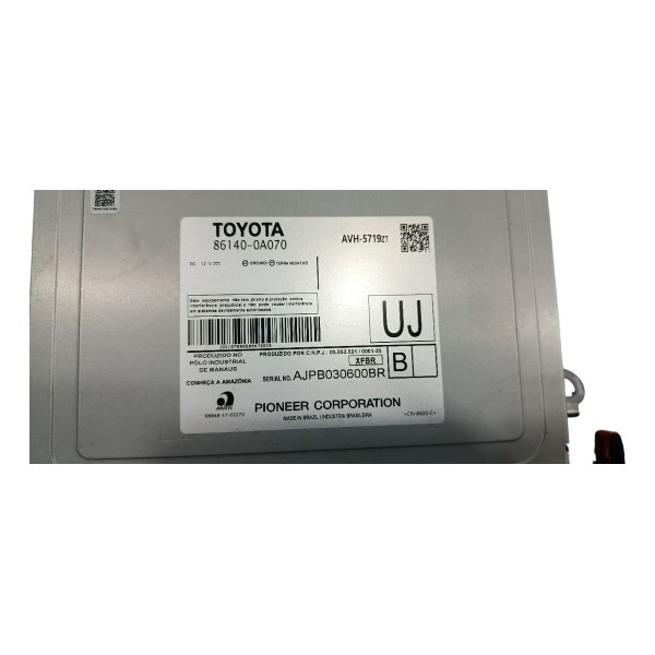 Multimidia Toyota Corolla Cross Hybrid 2023 Preto