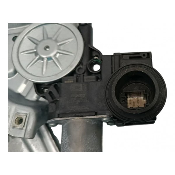 Máquina Vidro Traseira Esq. Toyota Corolla Cross Hybrid 2023