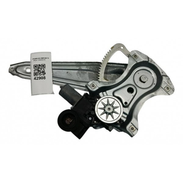 Máquina Vidro Traseira Esq. Toyota Corolla Cross Hybrid 2023