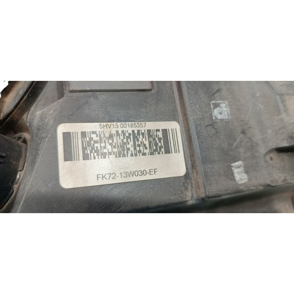 Farol Dianteiro Esq. Audi A4 2017 (carcaça Com Um Quebrada) Esquerdo/motorista