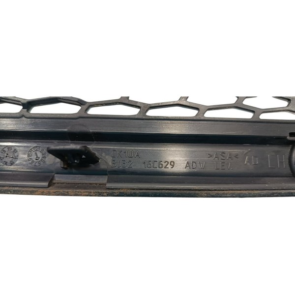 Grade Capo Lado Esquerdo Land Rover Discovery Sport  2016 Preto Fosco