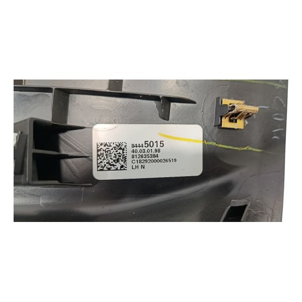 Soleira Porta Traseira Esquerda Chevrolet Equinox 2018 Preto