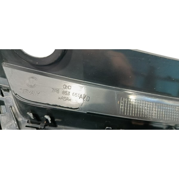 Grade Frontal Vw Touareg 2014 (detalhes Na Fotos) Prateado Brilhante