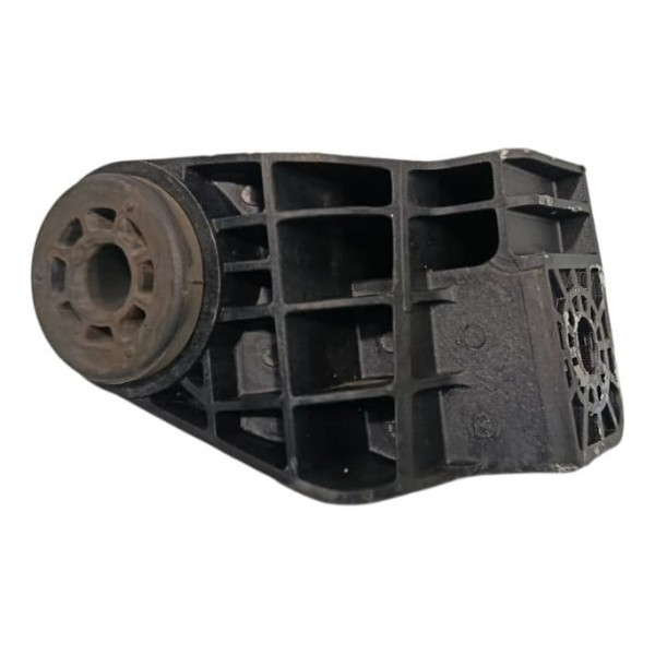 Suporte Esquerdo Radiador Chevrolet Equinox 2018 Preto