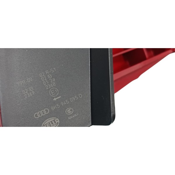 Lanterna Traseira Esquerda Audi A4 2016 Esquerdo/motorista Vermelho