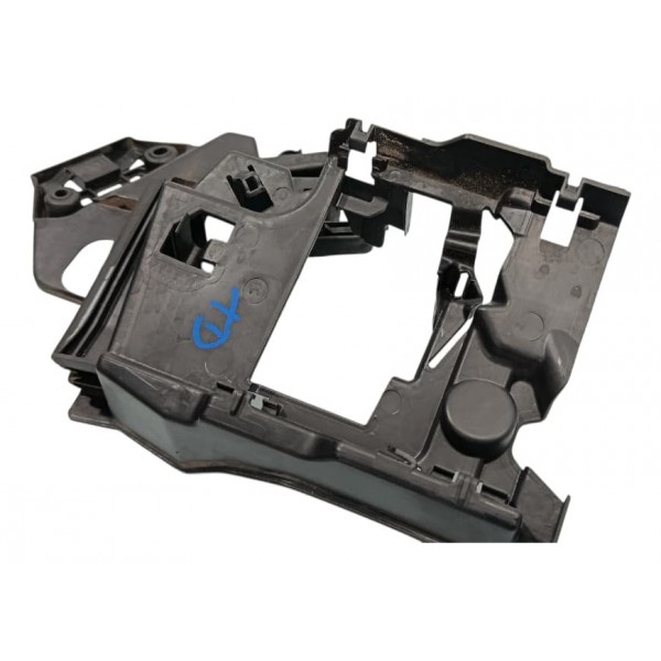 Moldura Interna Fechadura Porta Traseira Dir Volvo S60 2019