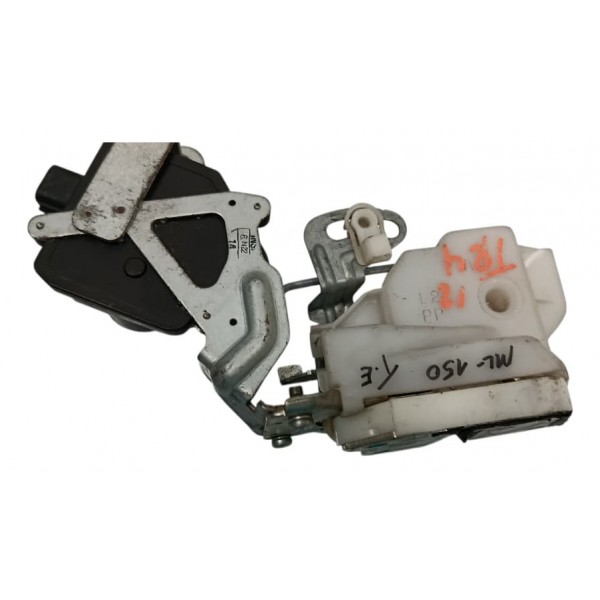 Fechadura Porta Traseira Esquerda Mitsubishi Tr4 2010