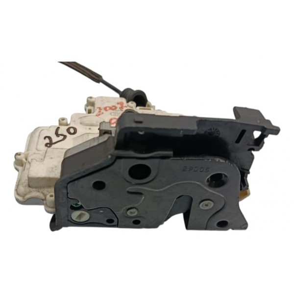 Fechadura Porta Traseira Direita Volkswagen Passat 2007