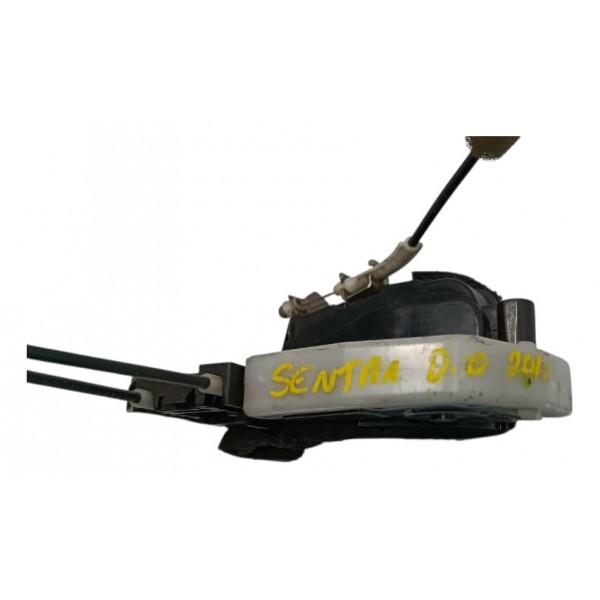 Fechadura Porta Dianteira Direita Nissan Sentra 2013