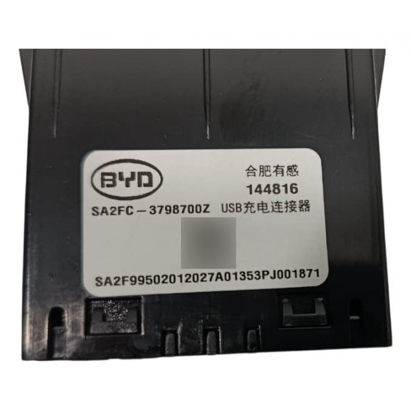 Tomada Usb Byd Song Plus 24/25