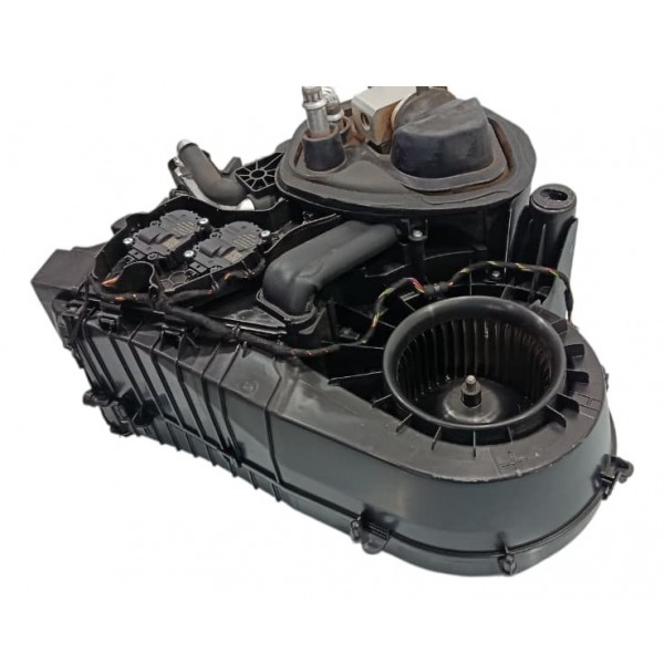 Caixa Ar Condicionado Range Rover Sport 3.0 D350 2024