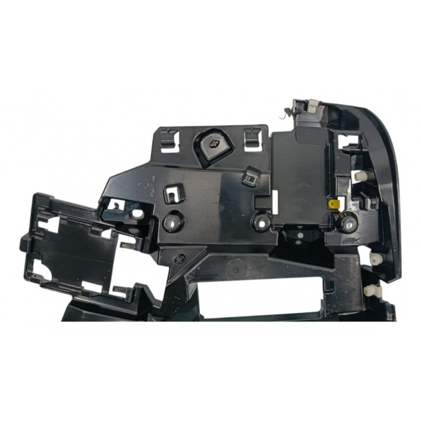 Guia Parachoque Traseiro Esq Range Rover Sport 3.0 D350 2024