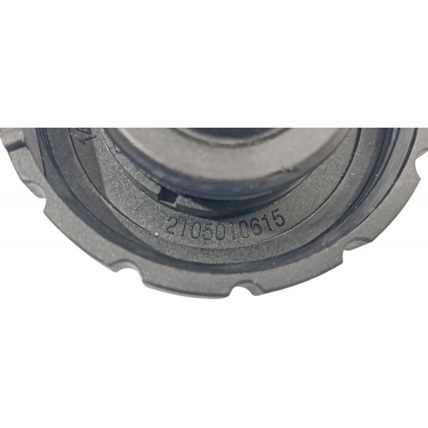 Tampa Reservatório Água Mercedes C180 2017 2105010615