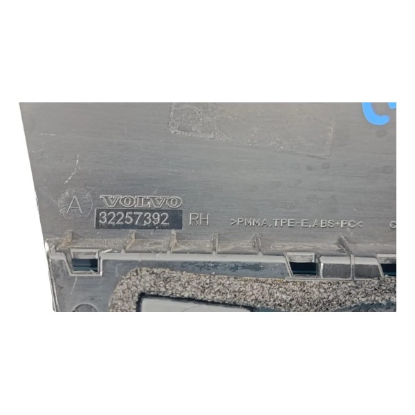 Moldura Aplique Porta Traseira Direita Volvo S60 2020 Preto