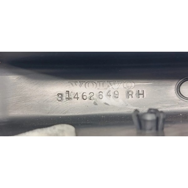 Capa Acabamento Dobradiça Porta-malas Ld Dir Volvo S60 2020