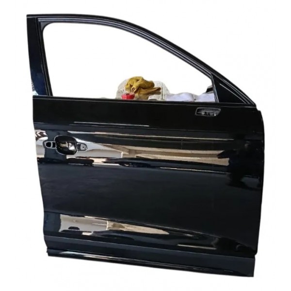 Porta Dianteira Direita Audi Q5 2024 ( Detalhe) Dianteira Direita Preto
