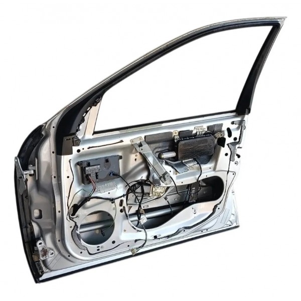 Porta Dianteira Direita Mercedes C200 2006 Dianteira Direita Prateado