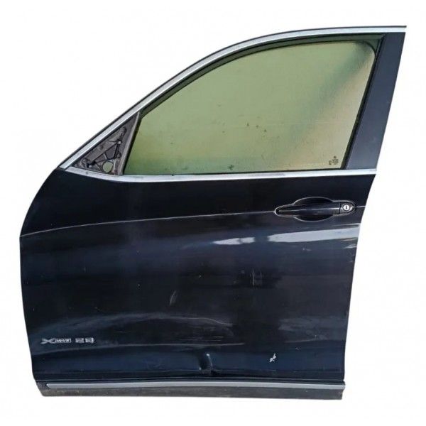 Porta Dianteira Esquerda Bmw 320i 2015 (avaria) Dianteira Esquerda Preto