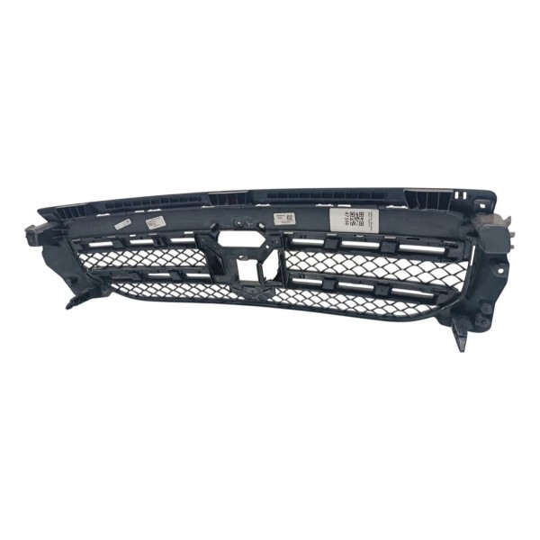 Grade Mercedes Glb 200 2021 (detalhe) Prateado Fosco