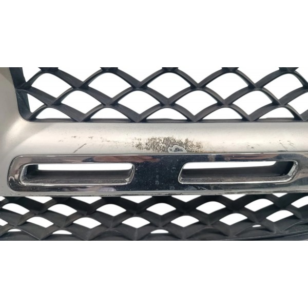 Grade Mercedes Glb 200 2021 (detalhe) Prateado Fosco