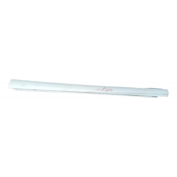 Spoiler Mercedes A200 Lado Esquerdo 2017 Cinza